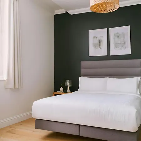 Chelsea Green Hotel, Sonder By Marriott Bonvoy London Exterior photo