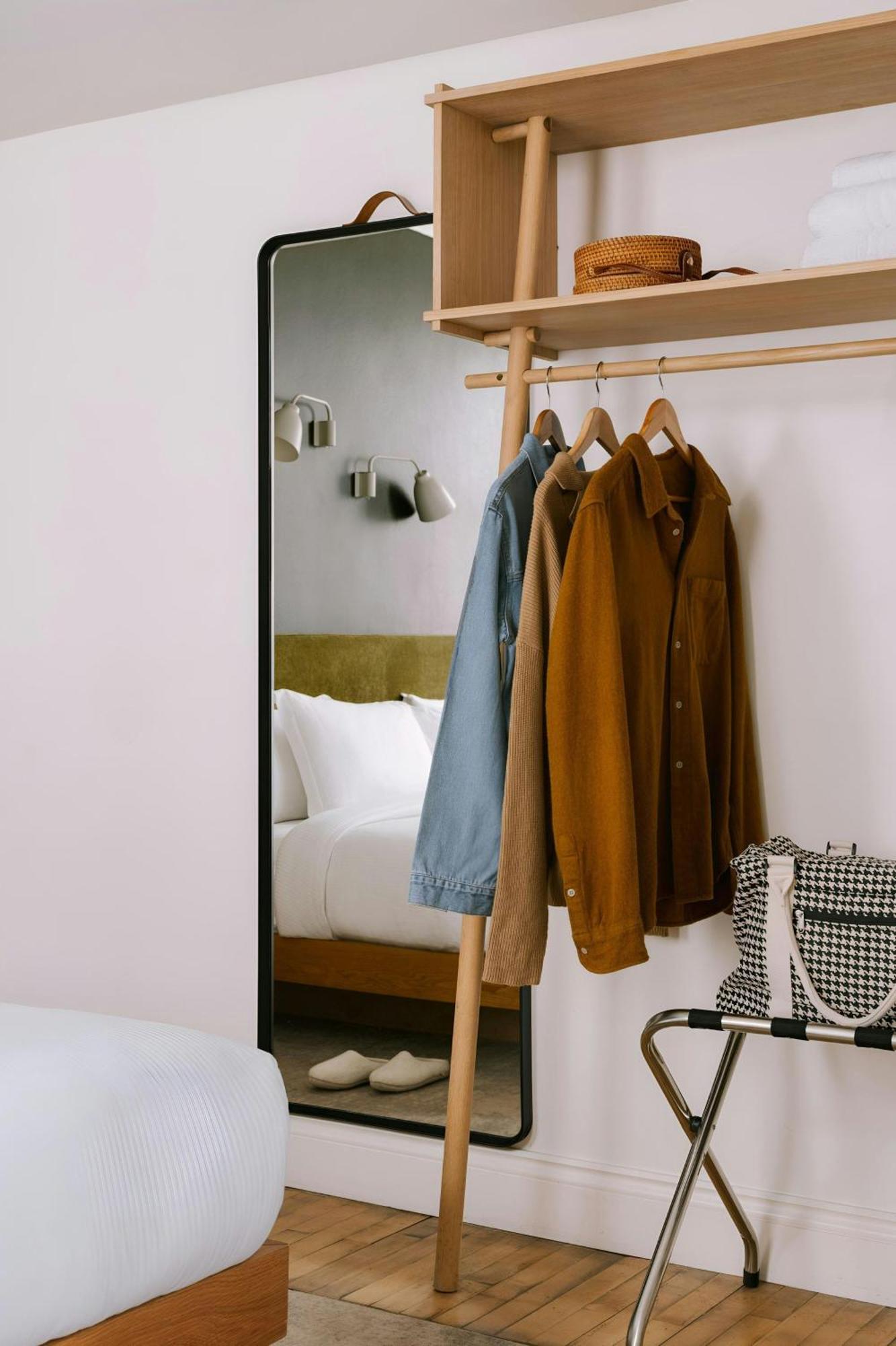 Отель Chelsea Hotel, Sonder By Marriott Bonvoy 4*